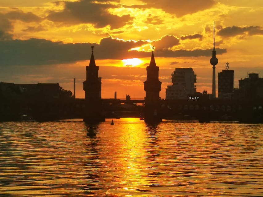 Berlin: Solar Powered Sunset Catamaran Cruise & Audio Guide - What the solar catamaran feels like onboard