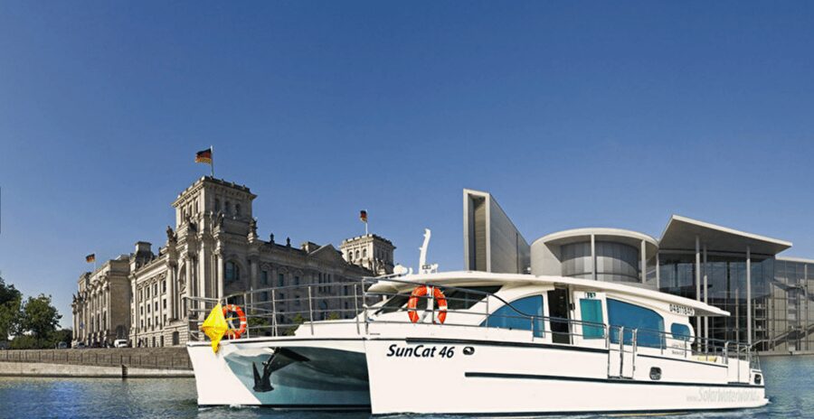 Berlin: Solar Powered Sunset Catamaran Cruise & Audio Guide - Accessibility and who will enjoy it most