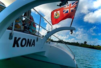 Bermuda Private Catamaran:Snorkeling, Shipwrecks & Cliff Jumping
