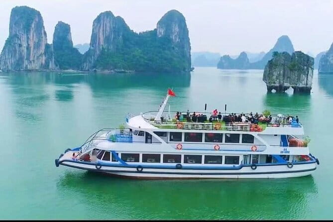 Best Selling Catamaran Cruise Premium Day Trip Explore Halong Bay - Learning Vietnamese spring rolls during the cruise