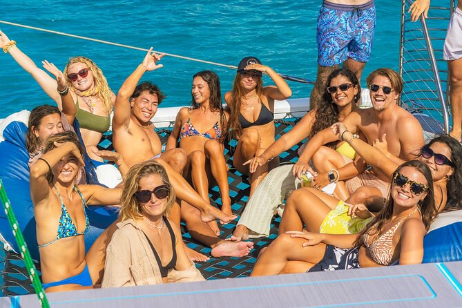 Board from Waikiki Beach for Aloha Hour Sail on Hāwea Catamaran - Included Drinks and the Aloha Hour Mood