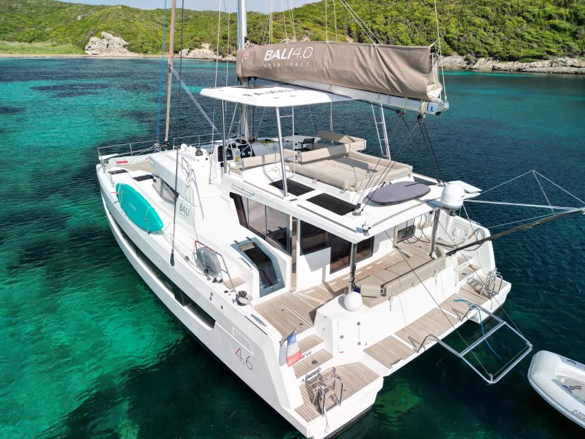 Bonifacio: sunset catamaran trip and aperitif - What happens during the three-hour outing