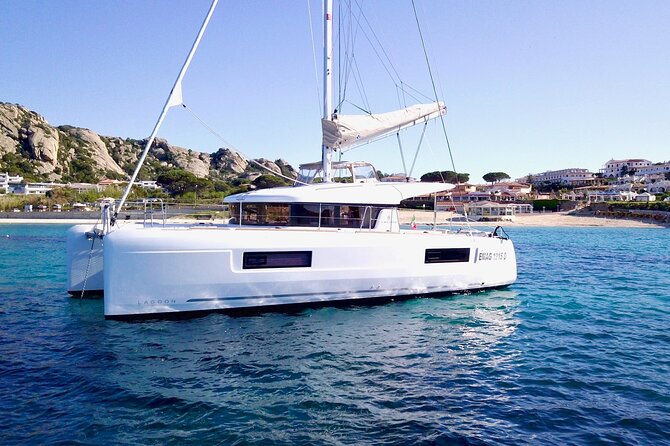 By Catamaran to the La Maddalena Archipelago from Poltu Quatu - What the possible coves offer