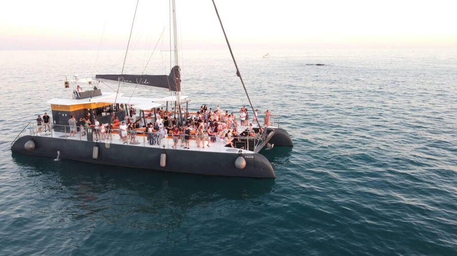 Cádiz: Sunset Catamaran Cruise Tours - What the 90-minute cruise feels like