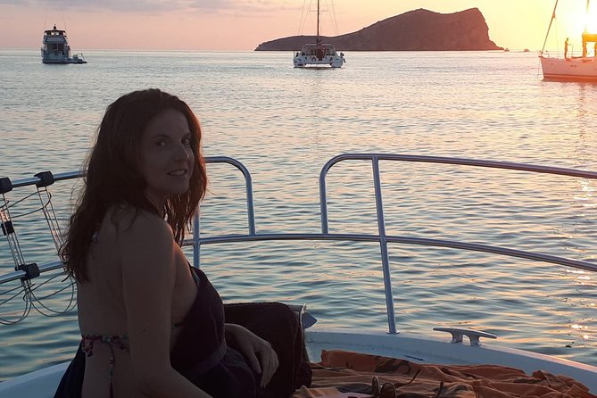 Cala Bassa & Cala Compte in Catamaran, sunset closing!! - Cala Bassa: beach-club atmosphere and blue water