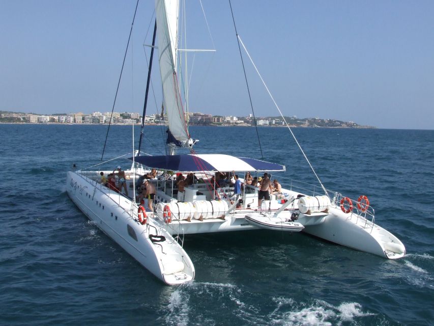 Cambrils: Costa Dorada Catamaran Day Cruise with BBQ Lunch - What Lunch Is Really Like