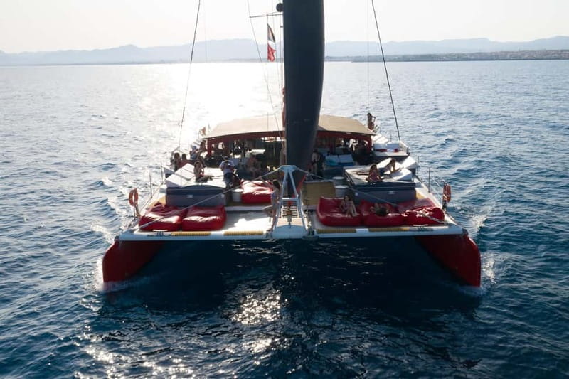 Cambrils/Salou: Coastline Catamaran 2h with drinks, pickup - A Balinese bed and a slower pace on board