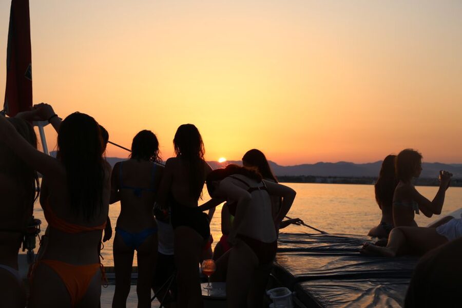 Cambrils: Sunset Catamaran Cruise & Drinks w/ Sunbed - Value at $42 per person