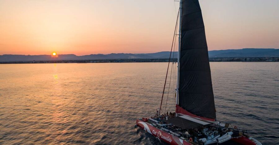 Cambrils: Sunset Catamaran Cruise & Drinks w/ Sunbed - Sailing south toward Mont-roig