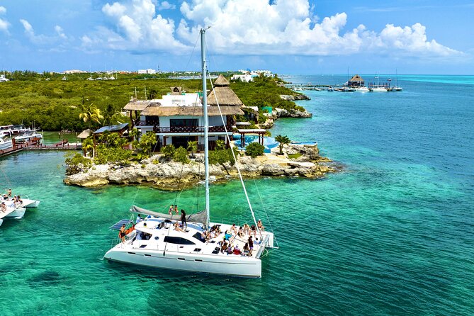 Cancun Catamaran: Isla Mujeres, Snorkeling, Drinks & Buffet Lunch - Key things to know before booking