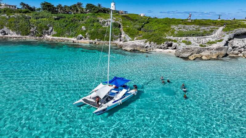 Cancun: Half Day Private Catamaran to Isla Mujeres - Starting With El Meco Reef