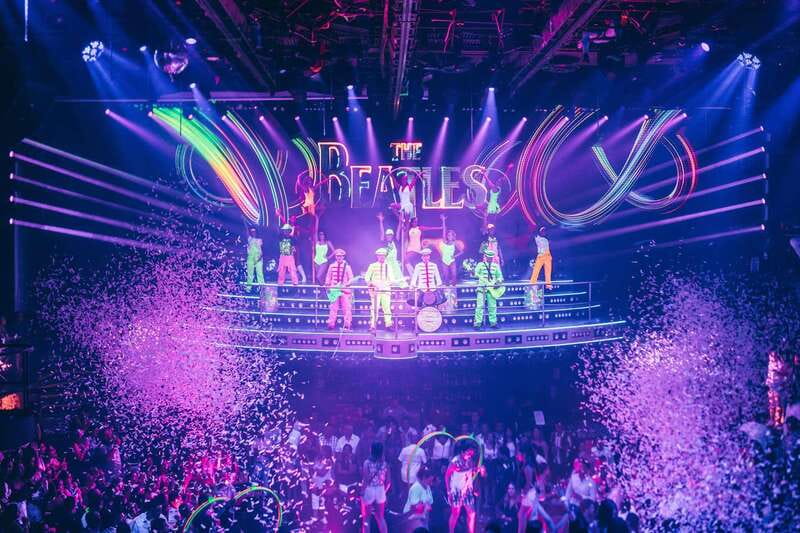 Cancun: Isla Mujeres Catamaran + Coco Bongo Show - A sea day with a nightclub finish