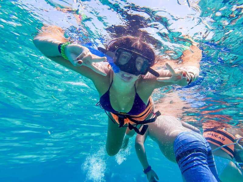 Cancun: Isla Mujeres Catamaran Ride, Open Bar & Buffet Lunch - Checking in at Marina Las Perlas