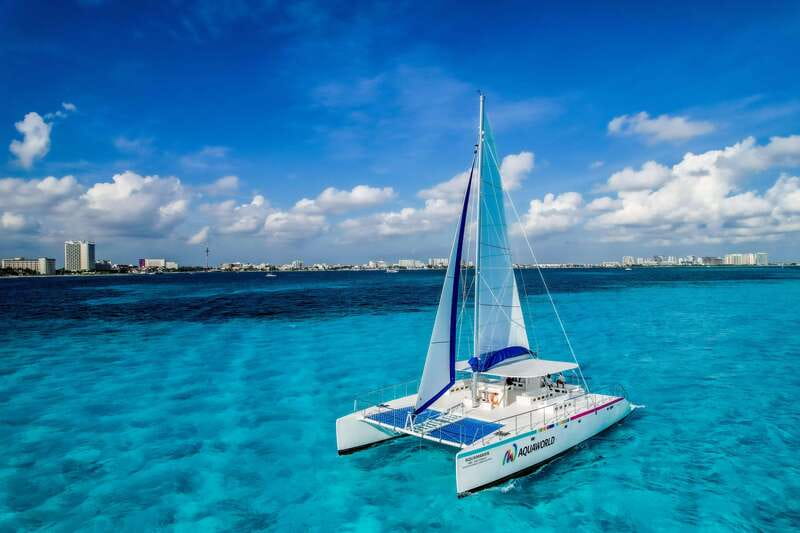 Cancun: Isla Mujeres Catamaran Tour with Open Bar of Drinks - The 30-minute reef stop