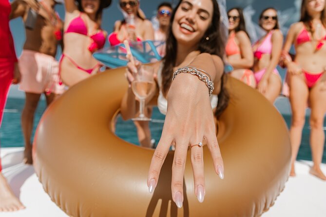 Cancun: Private Catamaran Bachelorette Party – 51' Leopard - Four hours of food, drinks, and open water