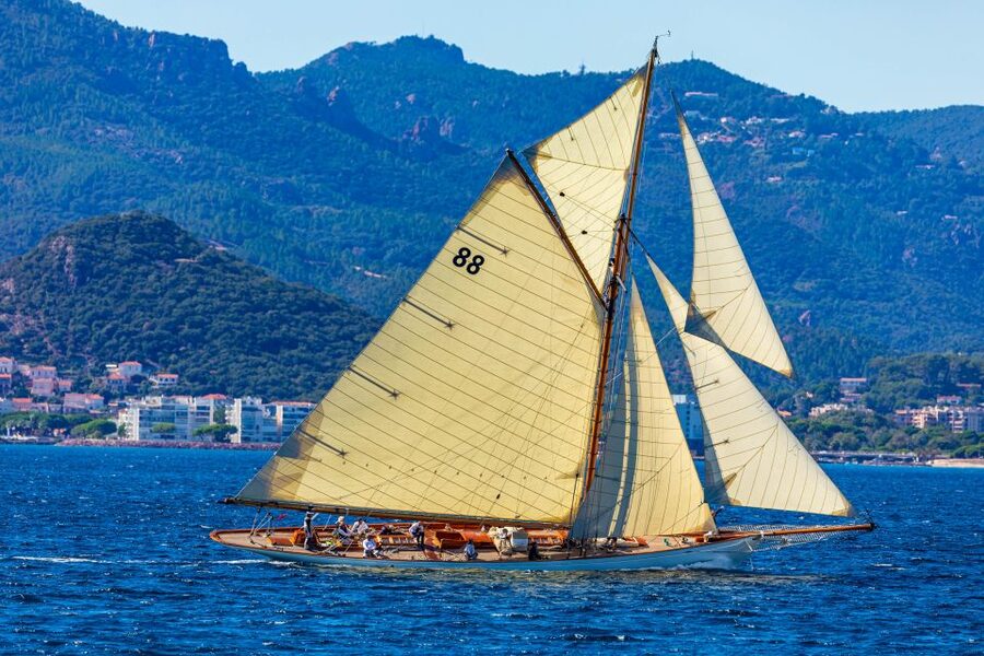 Cannes Royal Regatta Catamaran cruise - FAQ