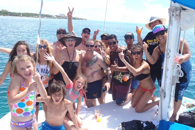 Catamaran and snorkel in isla mujeres - The possible spinnaker ride on the return