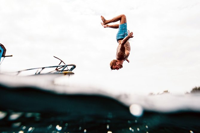 Catamaran Booze Party With Open Bar in Cancun - Who should book this tour?