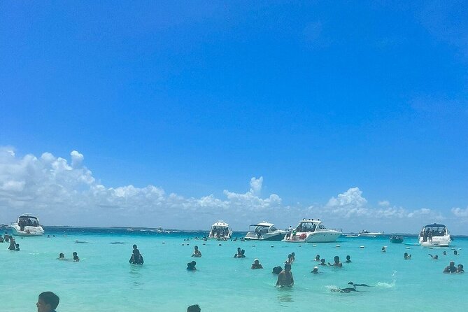 Catamaran Cancun to Isla mujeres Lunch OpenBar and Snorkeling - Pickup, meeting point, and timing