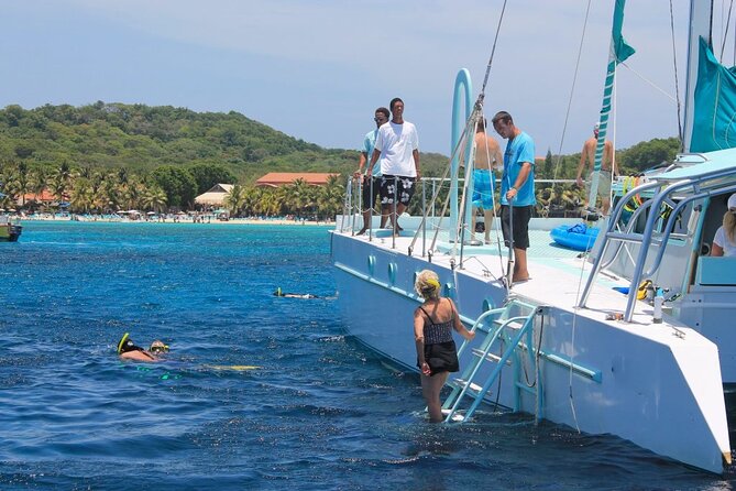 Catamaran Cruise, Open Bar, Food and Snorkeling - What the $165 price really buys you
