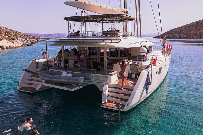 Catamaran Cruise to Dia Island with Meal and Water Activities - Key points to know before you book