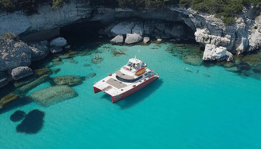 Catamaran cruise to the Lavezzi Islands - Key points to know before sailing