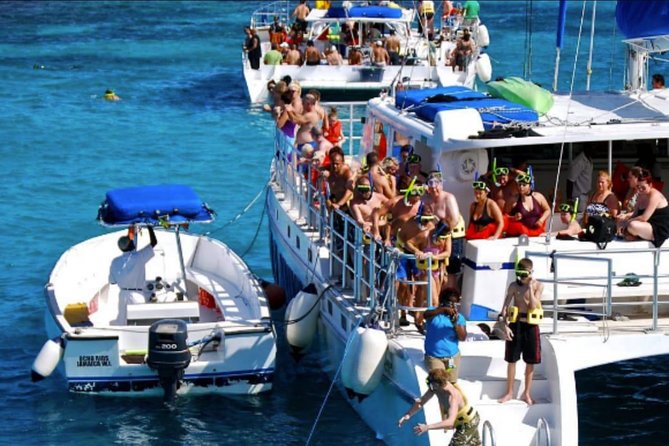 Catamaran cruise with Dunn's River falls from Ocho Rios - Booking, cancellation, and practical planning