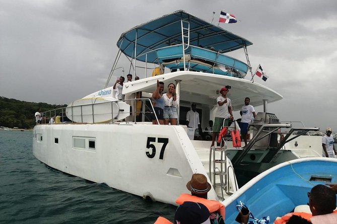 Catamaran Cruise with Snorkeling and lunch on board! - Timing, group size, and practical planning