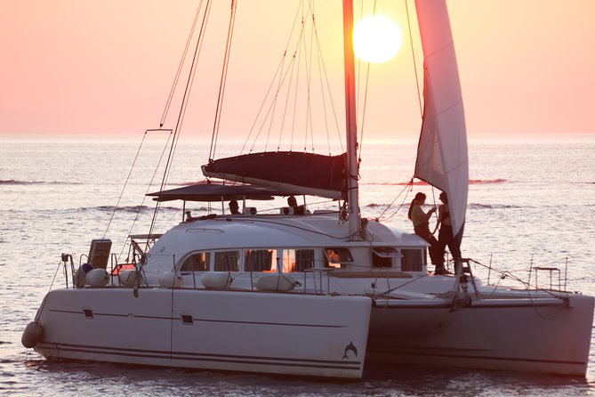 Catamaran Day & Sunset Cruises with meals Drinks and transportation - A fresh meal served at anchor