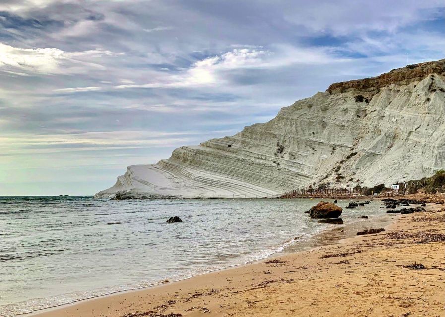 Catamaran excursions to the Scala dei Turchi - Setting out from Lido Majata Beach