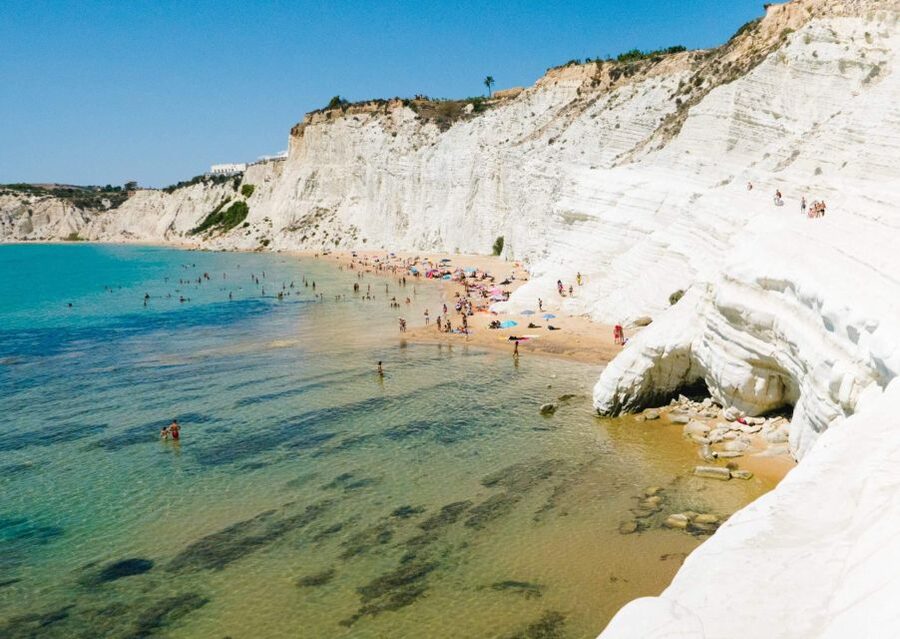 Catamaran excursions to the Scala dei Turchi - Seeing Scala dei Turchi from the water