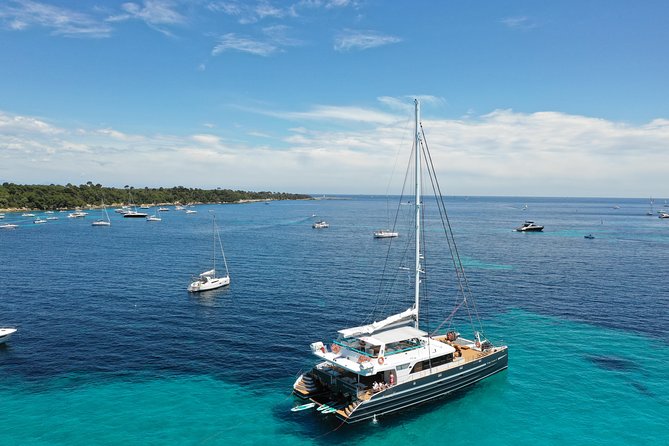 Catamaran from Cannes - From 20 Quai Saint-Pierre to the open water