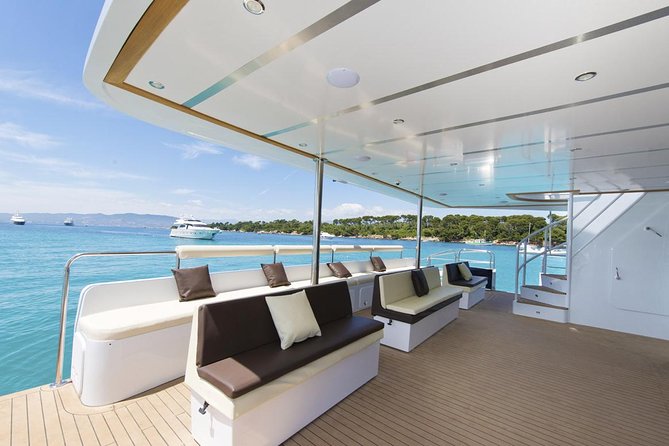 Catamaran from Cannes - Who will enjoy this catamaran most?