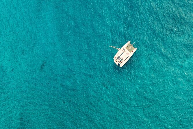 Catamaran Half Day - Beautiful day on the Atlantic Ocean - Drinks, snacks, and Wi-Fi