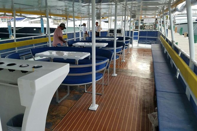 Catamaran Isla Mujeres Unlimited Departing from Playa del Carmen - Playa Norte gives you time to swim