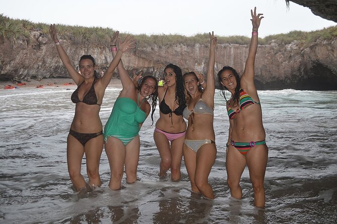 Catamaran Islas Marietas - Snorkel & Open Bar - Lunch, music, and the return open bar