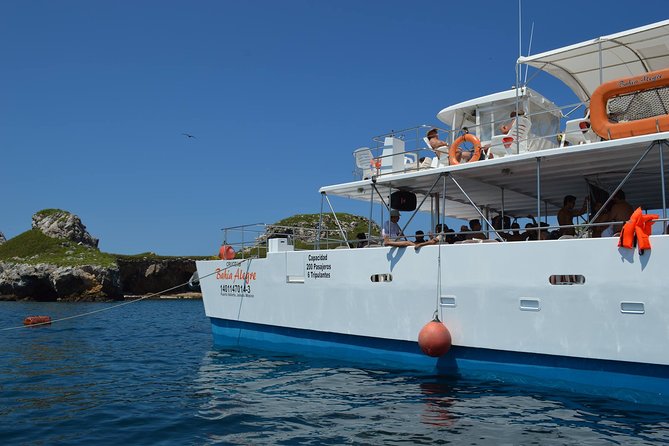 Catamaran Islas Marietas - Snorkel & Open Bar - What $92 really buys you