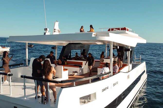Catamaran - Luxury Private Tour - What the crew does well, and what remains uncertain