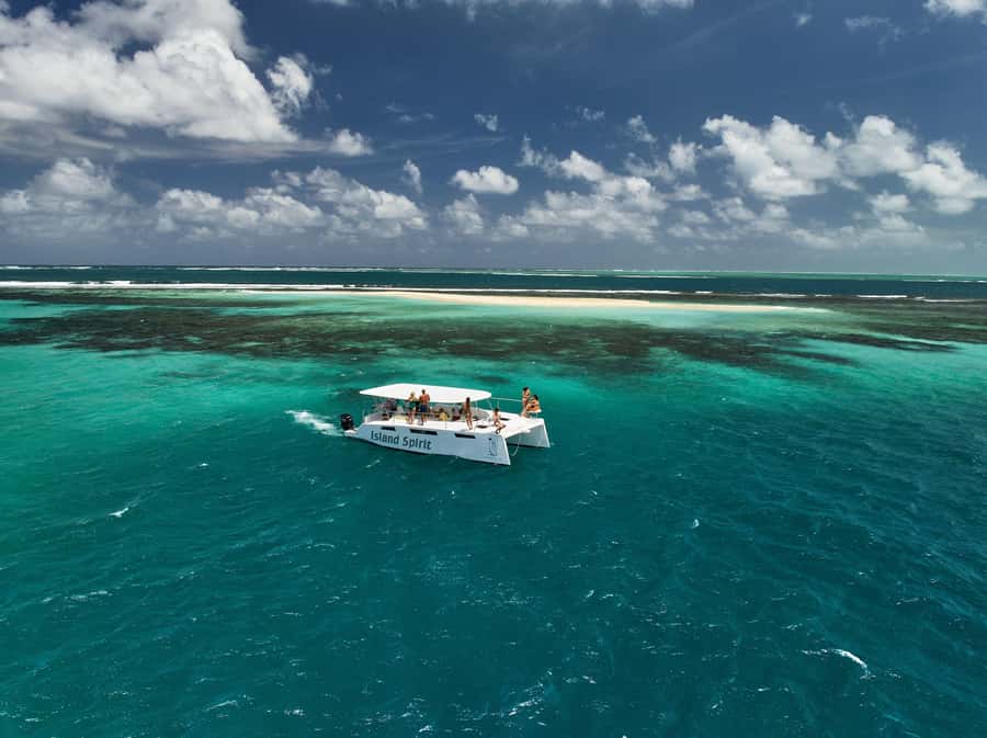 Catamaran Mauritius: South East 5 Islands Catamaran Cruises - How the $82 price holds up