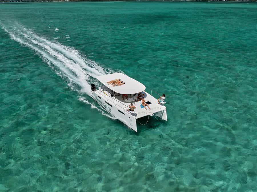 Catamaran Mauritius: South East 5 Islands Catamaran Cruises - Who will enjoy this cruise most