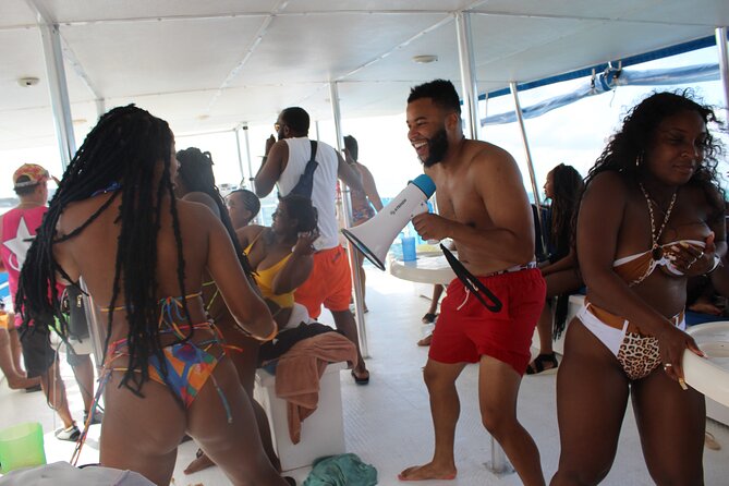 Catamaran Party Boat Cancun - Practical advice for a smoother afternoon