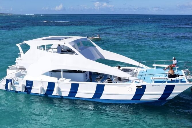 Catamaran Party Boat In Punta Cana With Pick Up - Key points at a glance