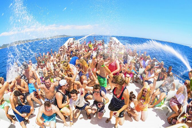 Catamaran Party in Punta Cana Includes Drink and Transportation - Snorkeling near Cabo Engaño