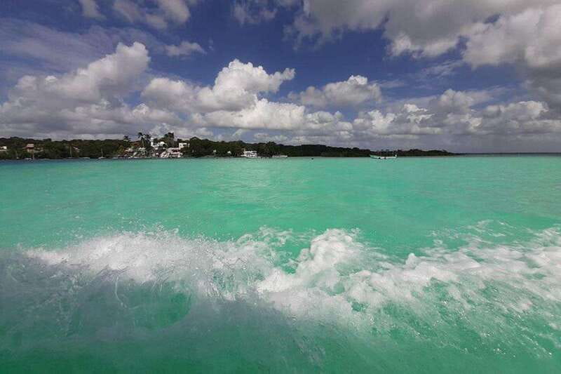 Catamaran party Isla Mujeres with drinks & lunch - The return crossing ends with another party