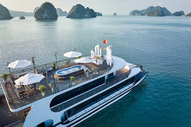 Catamaran Premium Cruise to Halong Bay & Lan Ha Bay in 1 Day Tour - A cooking demonstration and sunset tea