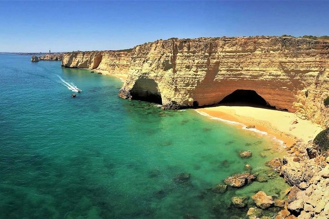 Catamaran Private Tour - Benagil & Marinha Beach - (28 PAX) - Why a private catamaran changes the Benagil experience