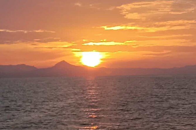 Catamaran ride at sunset from the Port of Denia - Sunset views and the included drink