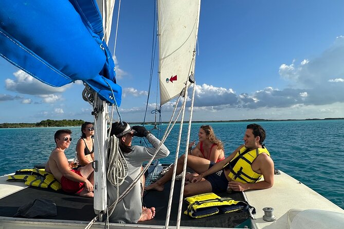 Catamaran Sailboat Bacalar Excursions - Setting out from Velazul in Bacalar