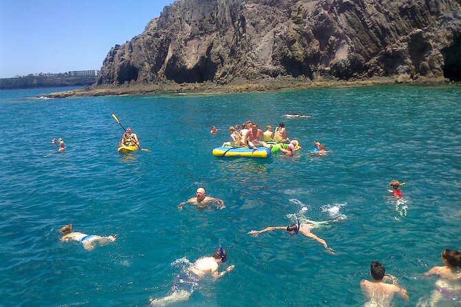 Catamaran Sailing Experience to Papagayo's Beaches with lunch and drinks - What the four-hour schedule feels like