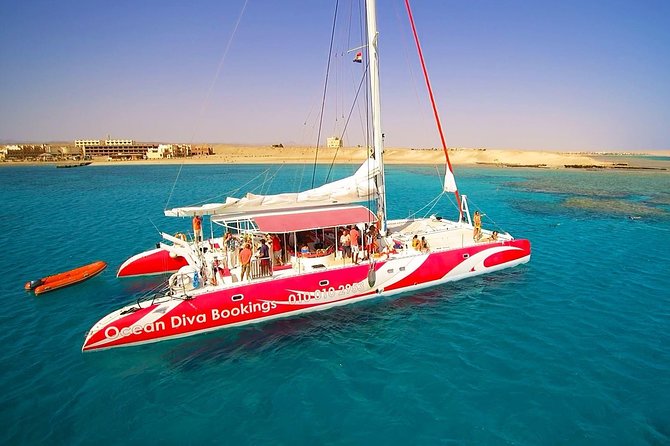 Catamaran Sailing Tour - First snorkel stop: coral and clear water